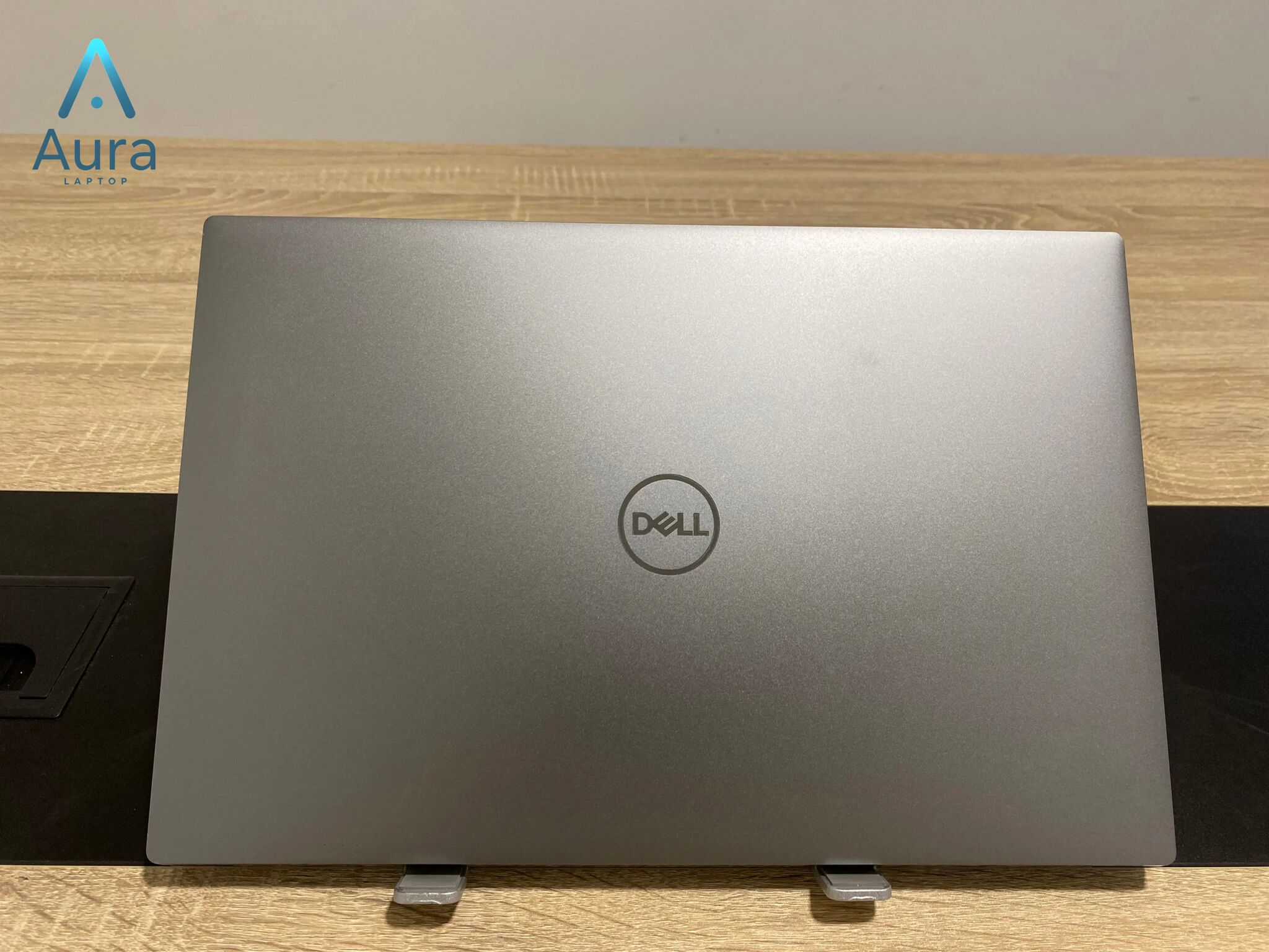 Dell Precision 5550  Touchscreen 4K thumbnail 3