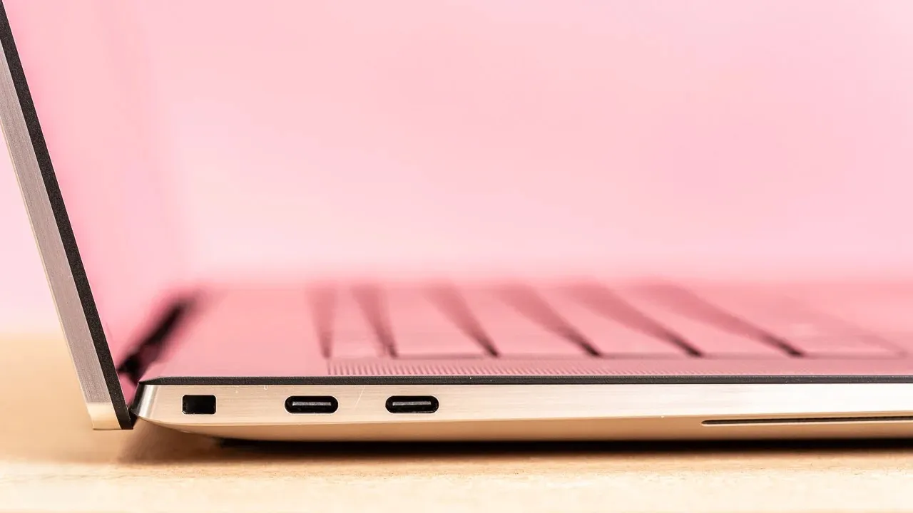 DELL XPS 17 9710 Touchscreen 4K thumbnail 5